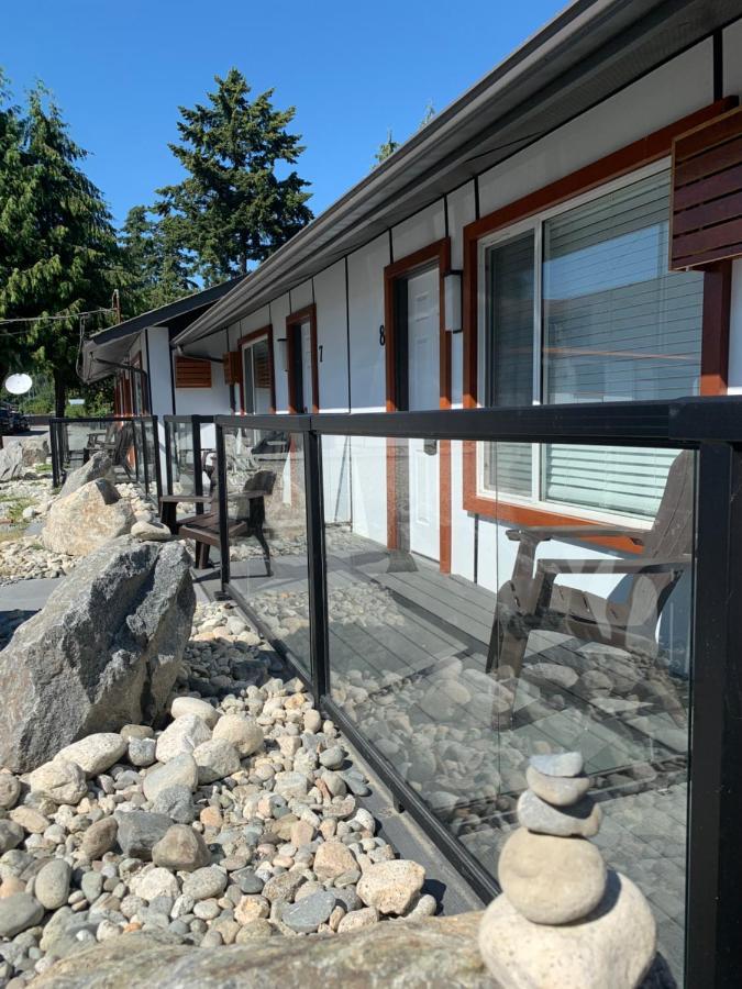 Oceanside Villas Sechelt Bagian luar foto