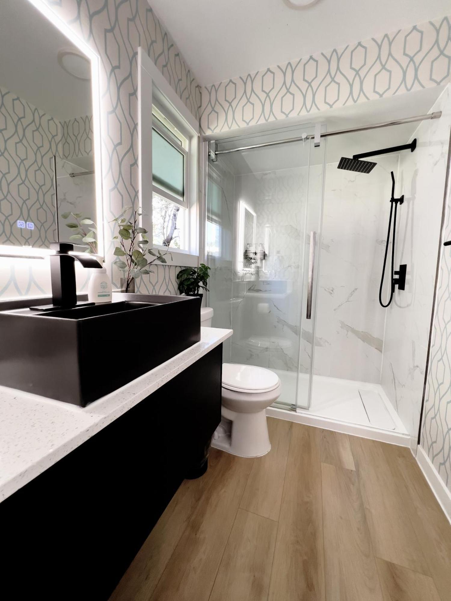 Oceanside Villas Sechelt Bagian luar foto