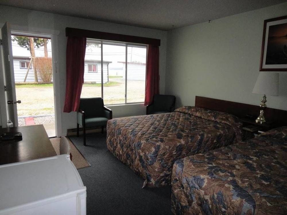 Oceanside Villas Sechelt Bagian luar foto